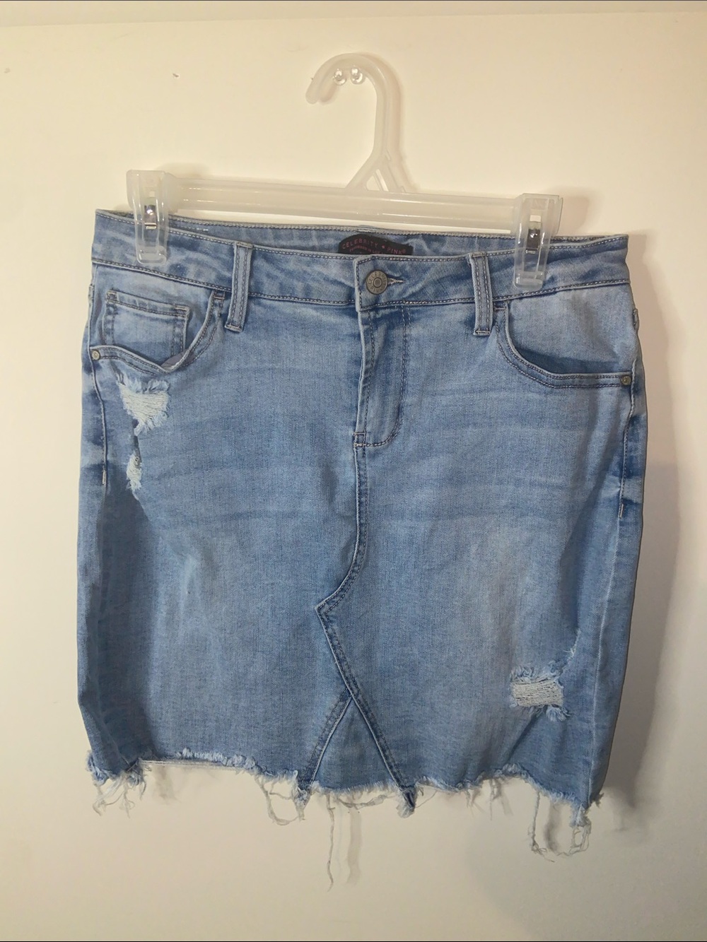 Celebrity Pink Light Blue Distressed Denim Skirt Size 7/28